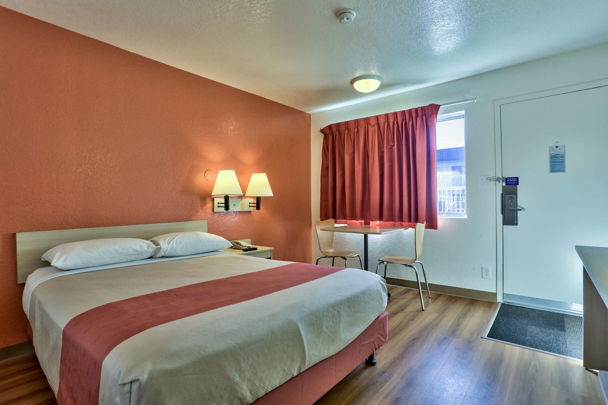 Motel 6-Flagstaff, Az - Butler Zewnętrze zdjęcie