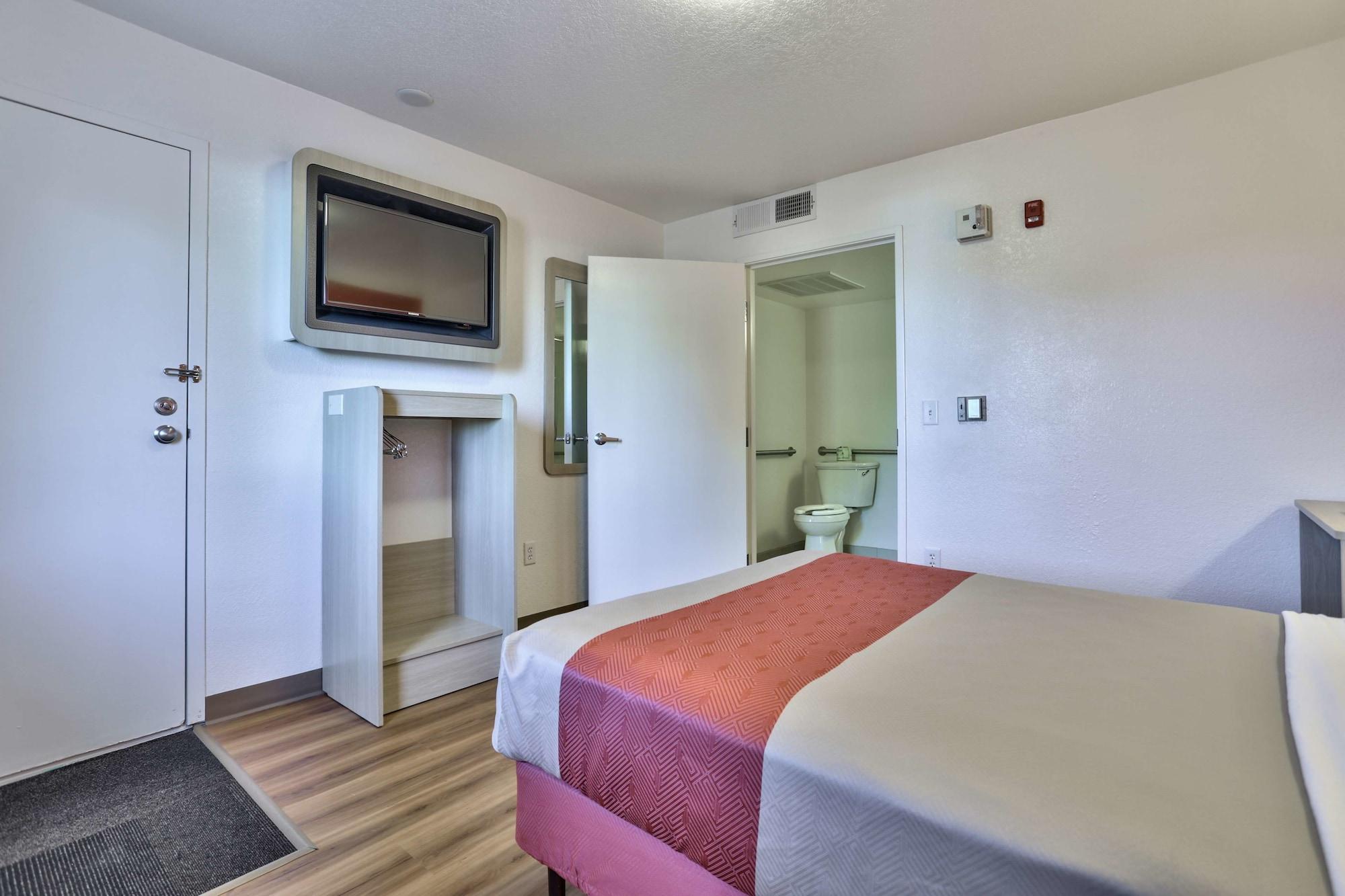 Motel 6-Flagstaff, Az - Butler Zewnętrze zdjęcie